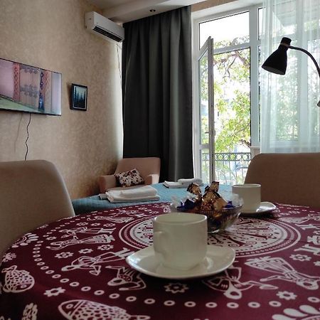 Tranquil Apartment In Vake تبليسي المظهر الخارجي الصورة