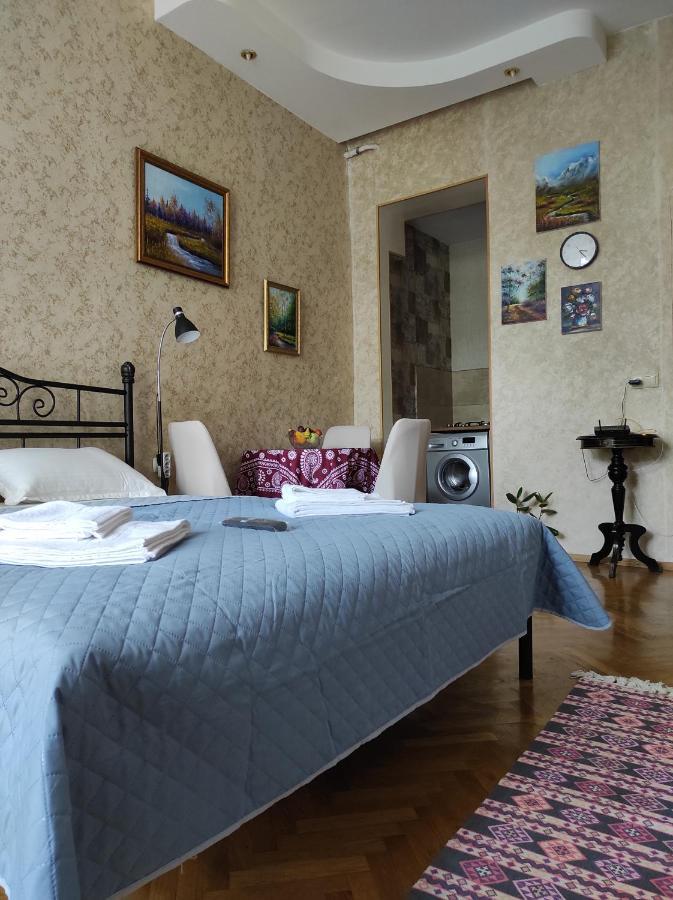 Tranquil Apartment In Vake تبليسي المظهر الخارجي الصورة